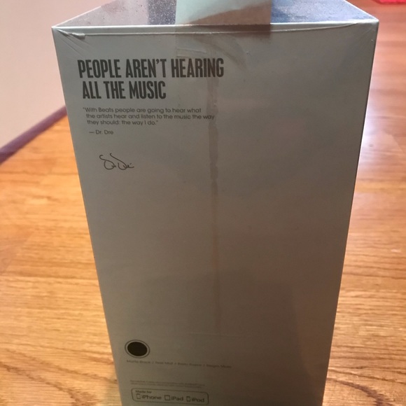 SOLD ON DE POP Beats headphones - Picture 4 of 4